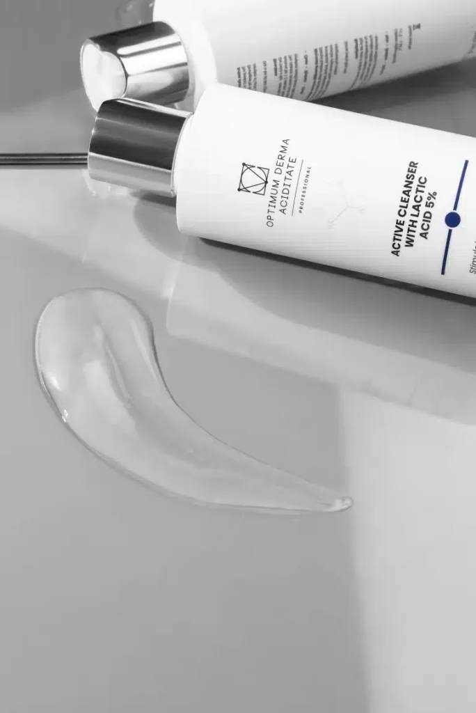 Actice cleanser with lactic acid 2 768x1150.jpg