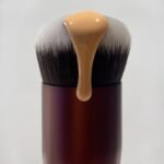 IDUN Minerals Pro Buffer Foundation skysto makiažo pagrindo šepetėlis Nr. 8023 - Image 2